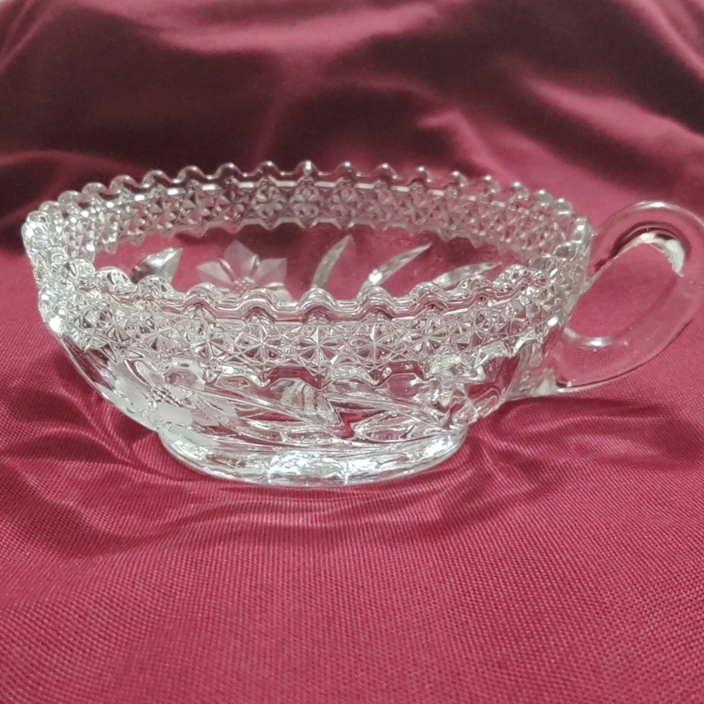 Crystal Nappy candy/nut dish w/ handle